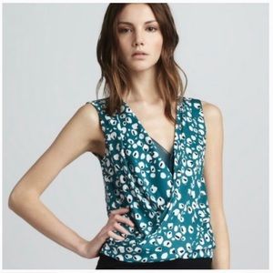 Diane Von Furstenberg Issie Teal Top size 12 NWT Tigers Eye print sleeveless